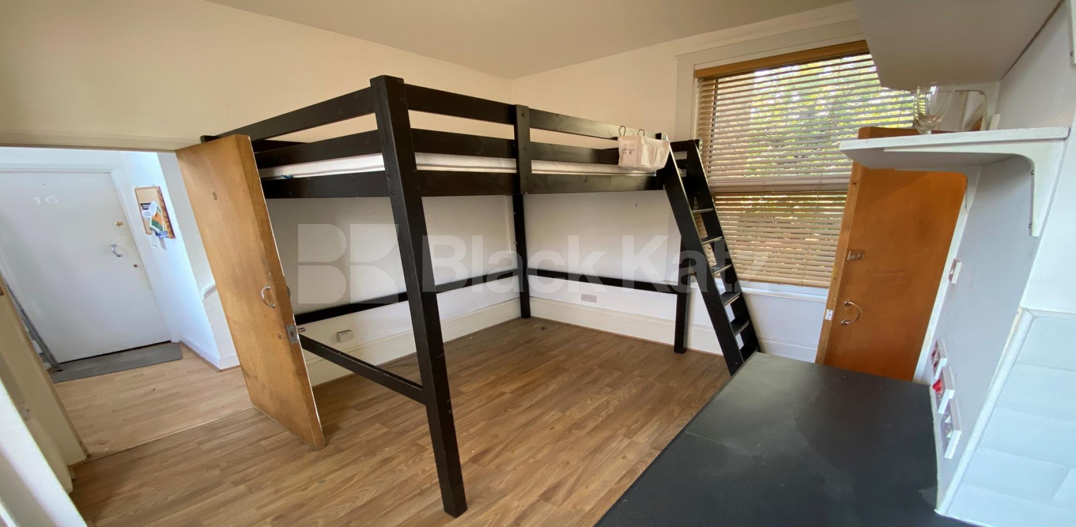 			Studio Apartment, 1 bath, 1 reception Studio			 Leconfield Road , NEWINGTON GREEN-CANONBURY